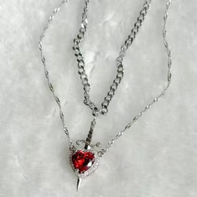 Conjunto Colar Branca de Neve e o Caçador