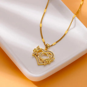 Colar Coração Inicial Cravejada Banhado a Ouro 18k 45cm