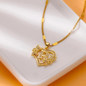 Colar Coração Inicial Cravejada Banhado a Ouro 18k 45cm